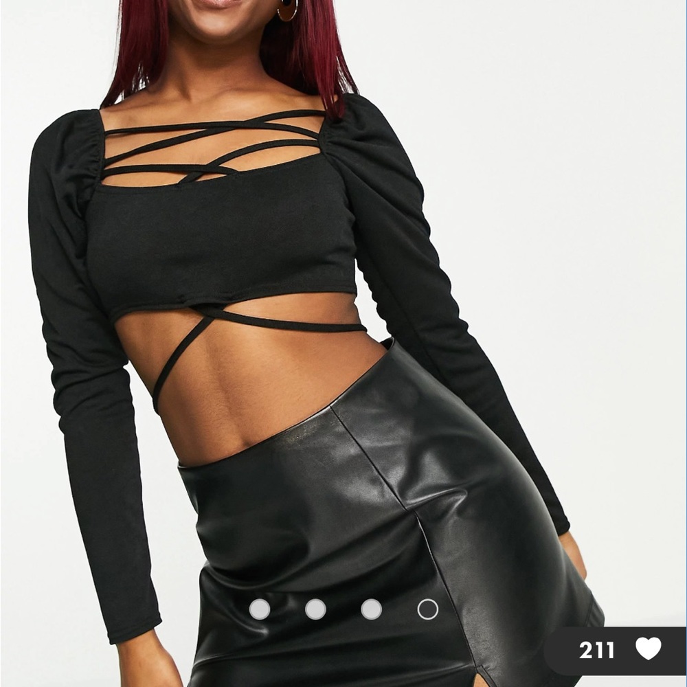 Black Strappy Crop Top